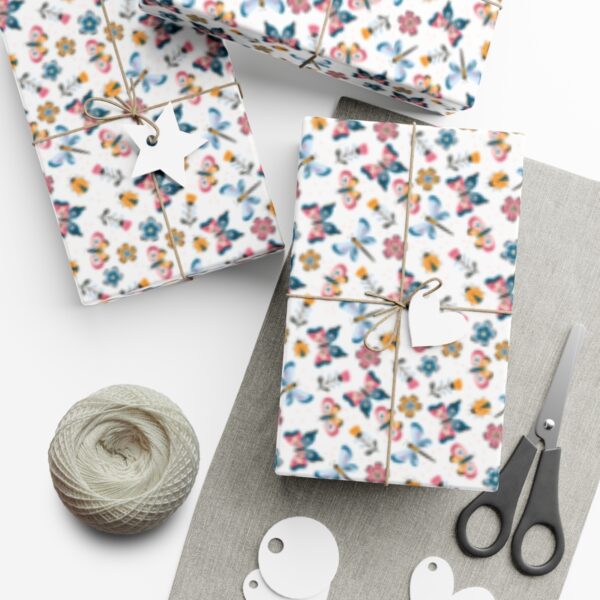 Butterflies Gift Wrap Papers, Beautiful Springtime Wrapping Paper